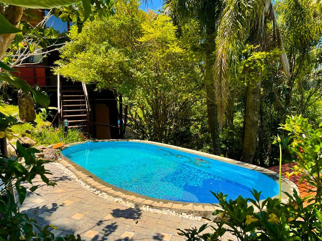 piscina-aruna